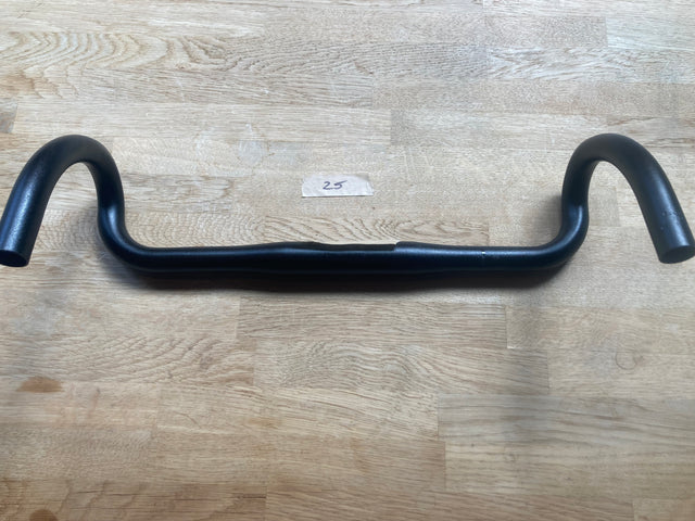 25. Cannondale Alloy Road Handlebar - 440mm