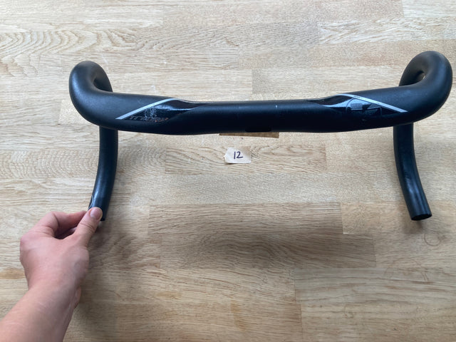 12. Vision TriMax Alloy Road Handlebar - 400mm