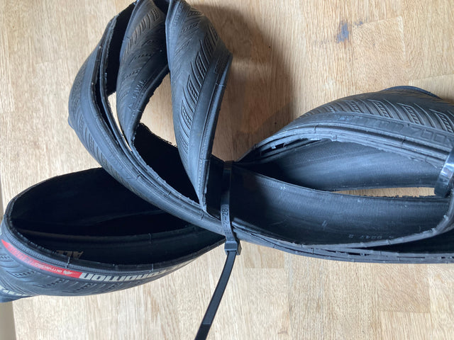Used Specialized all condition Armadillo Elite Road Tyre (Pair) - 700 x 25