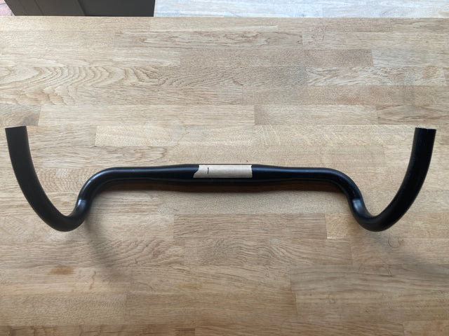 1. Cannondale Gravel Handlebar - Alloy - 440mm