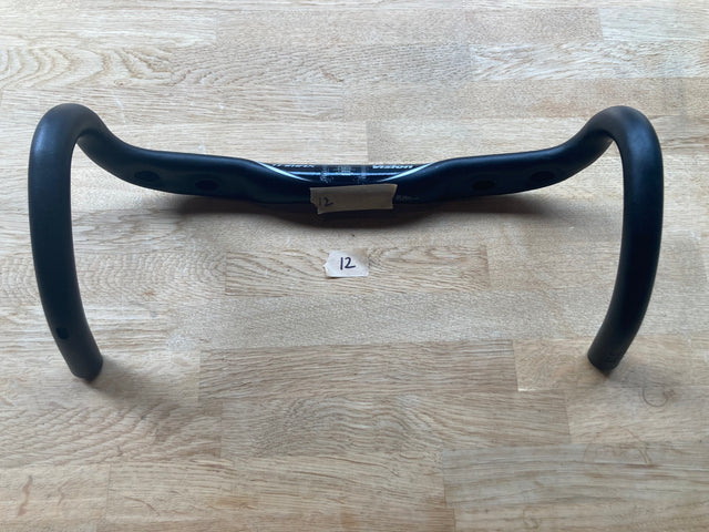 12. Vision TriMax Alloy Road Handlebar - 400mm