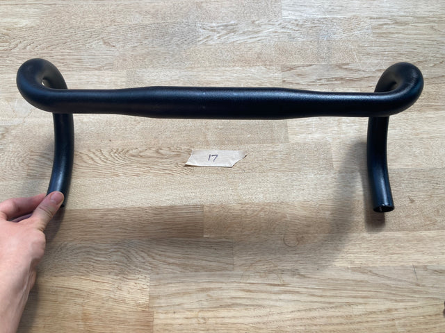 17. Specialized Alloy Road Handlebar - 400mm