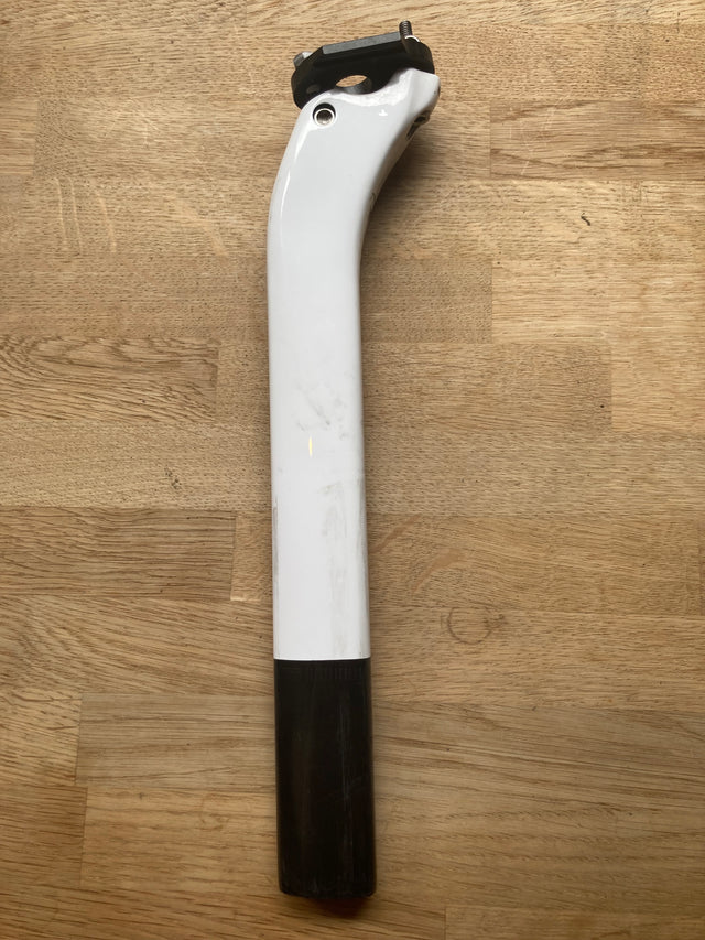 Pre-owned Pinarello Carbon Seat Post for F8 / F10 / F12 / Prince