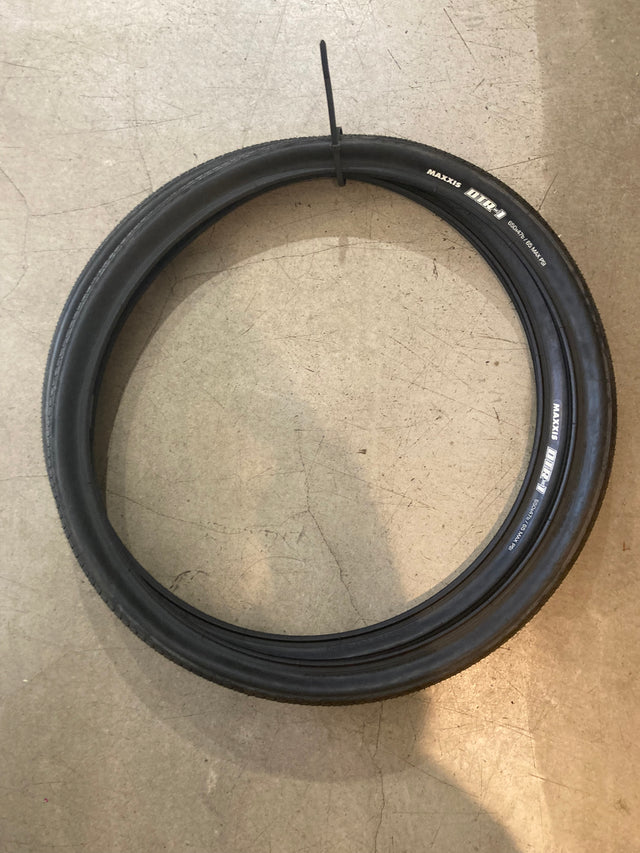 Maxxis DTR-1 Urban Tyres (Pair) - 650 x 47b