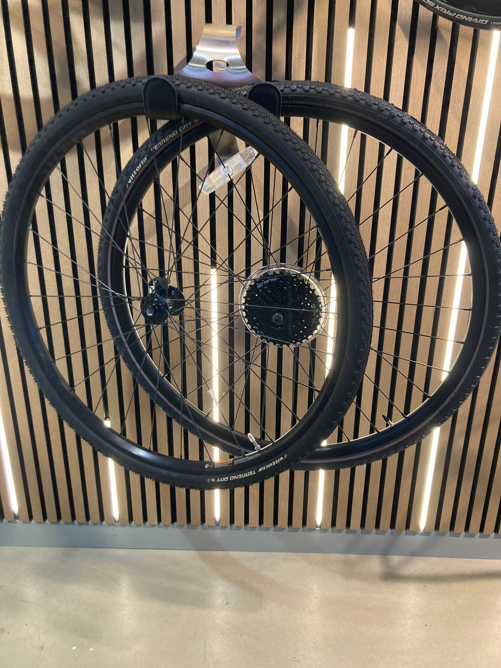 WTB STX i23 29/700 ディスクホイール IMG_1642_1024x.jpg?v=1752673363