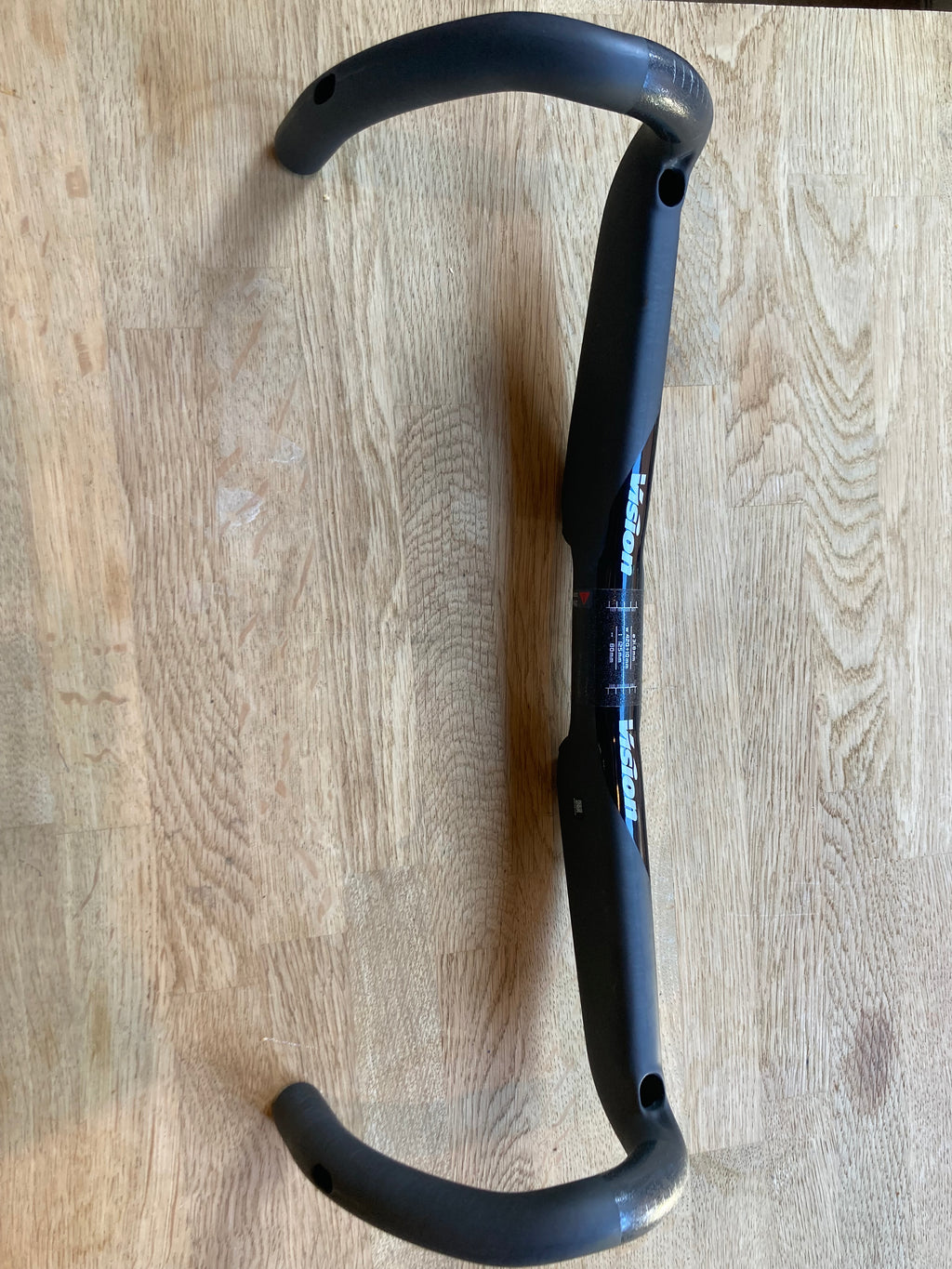 Vision TriMax Carbon Aero Compact Handlebar - 420mm
