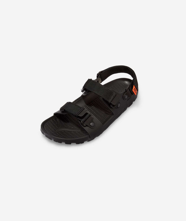 QUOC X RESTRAP Sandal - Black