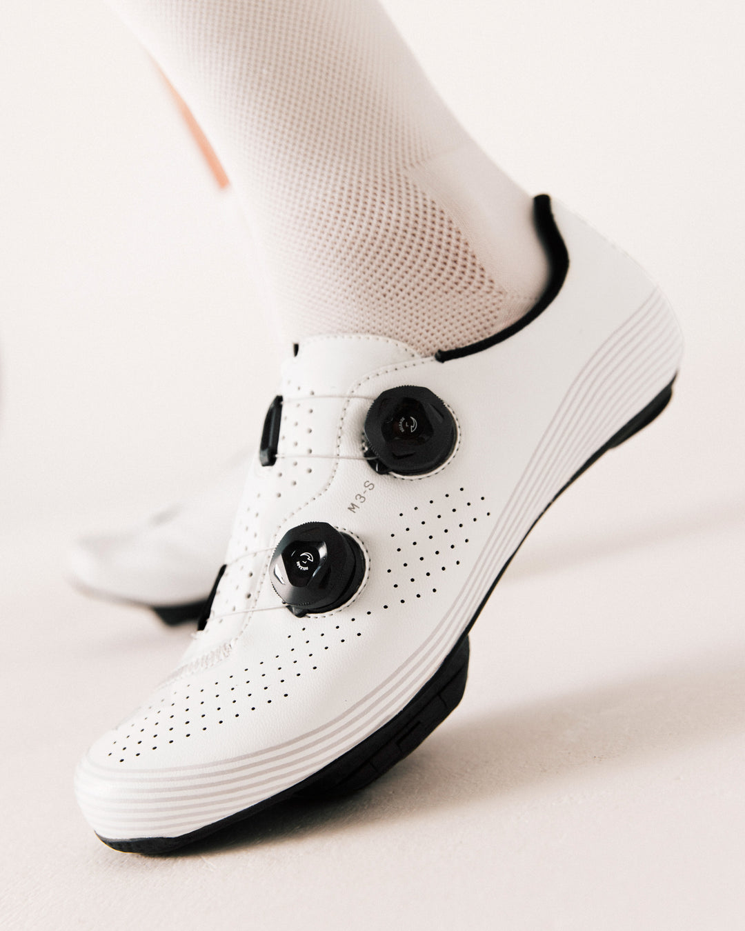 QUOC cycling shoes