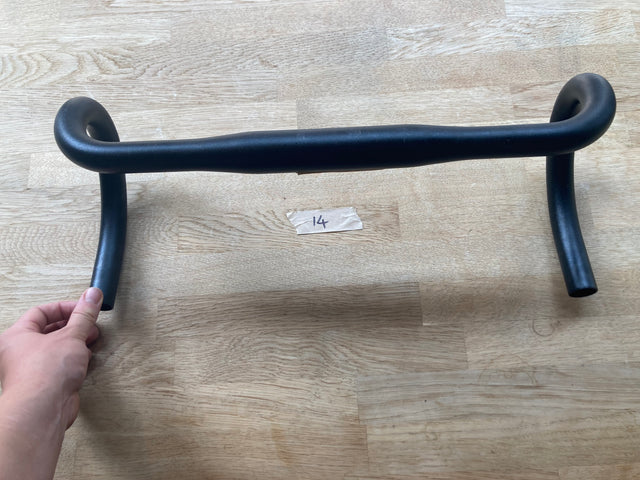 14. Cannondale Road Handlebar - 420mm