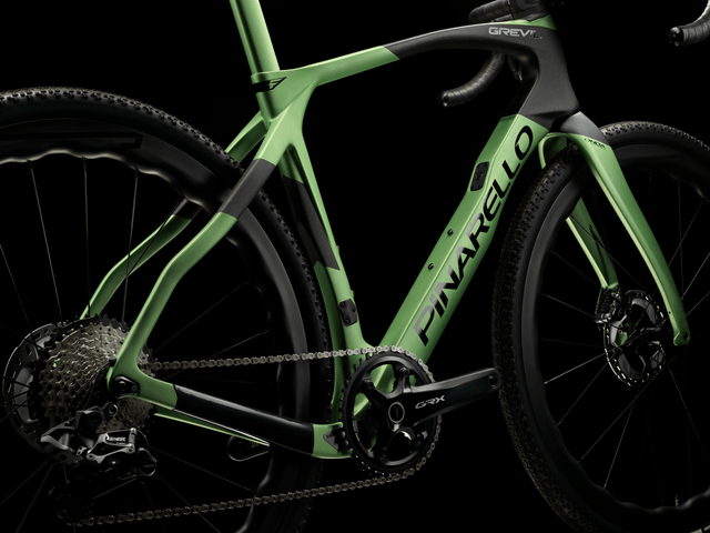 Pinarello GREVIL F9 SHIMANO GRX 825DI2