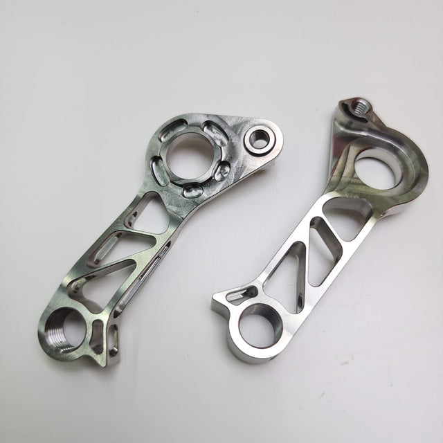 Sixweel Titanium Direct Mount RD Hanger for Specialized