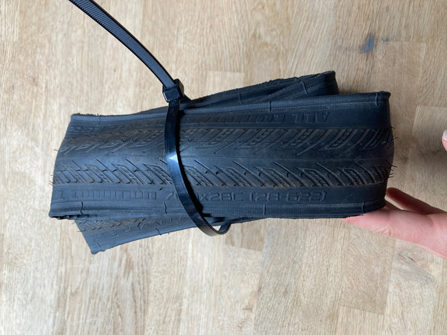 Used Specialized All Condition Armadillo Elite Tyre (Pair) - 700 x 28