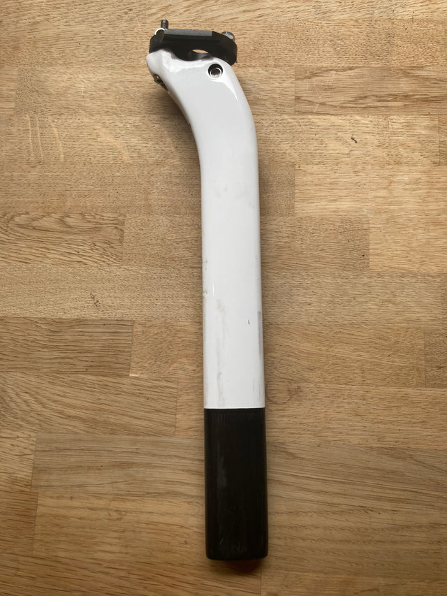 Pre-owned Pinarello Carbon Seat Post for F8 / F10 / F12 / Prince