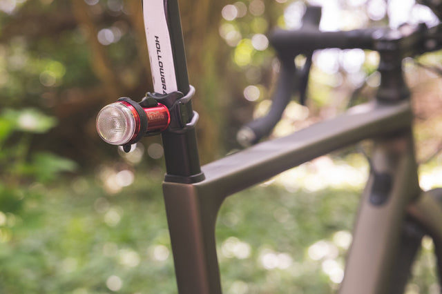 Exposure D-Shaped Seatpost Insert with TraceR Bracket