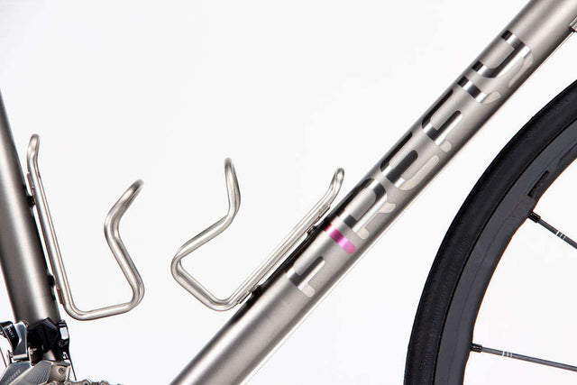 Silca Sicuro cage on a titanium bike