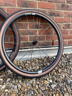 DT Swiss G 1800 SPLINE db 25 12/142 mm Shimano with Tyres (45-622)