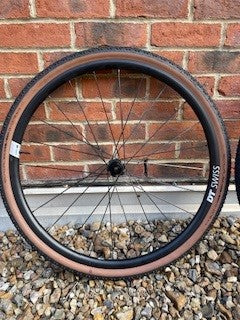 DT Swiss G 1800 SPLINE db 25 12/142 mm Shimano with Tyres (45-622)