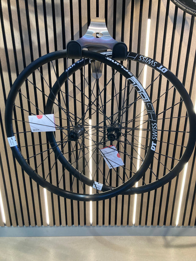 DT Swiss HG1800 Spline Hybrid Alloy 650b Gravel Wheelset 148mm - NEW