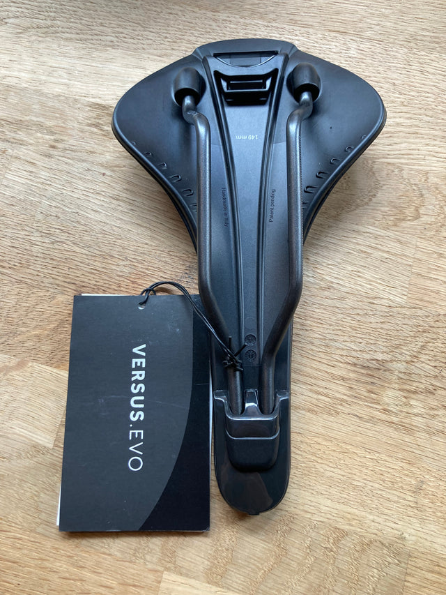 Fizik Antares R3 Versus Evo Saddle