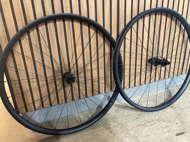 Hollogram G-S 25 Carbon Gravel Wheel Set in 650b