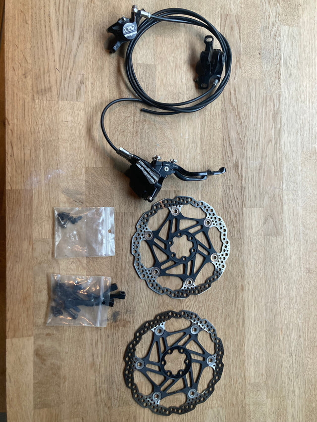 Hope VTwin Levers + Hope X2 Callipers & Hope Floating Rotors 180mm F&R