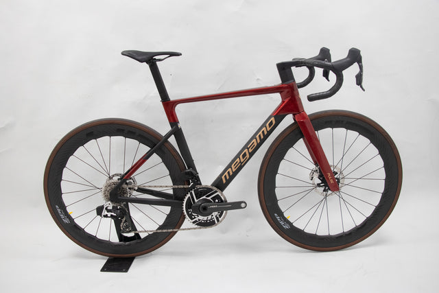 Megamo Pulse 00 SRAM Red AXS Medium 2025