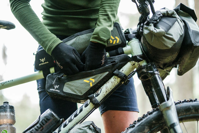 Apidura Backcountry Frame Pack (2L)