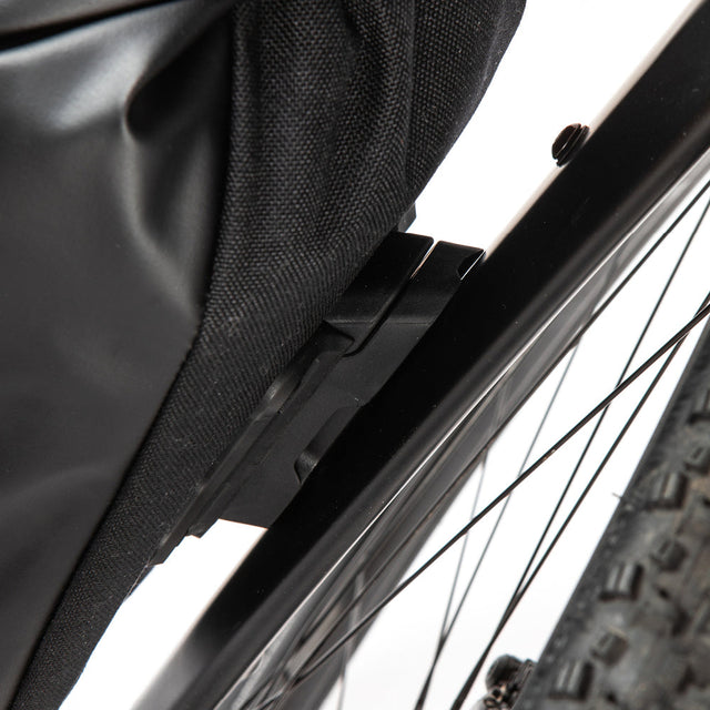 RESTRAP SWITCH PANNIER