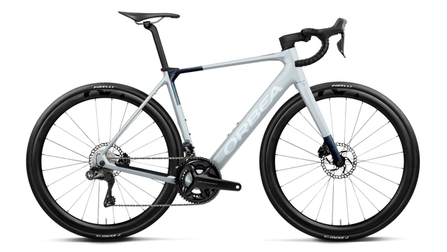 Gain M20i – Halo Silver (Matt) - Blue Carbon View (Gloss)