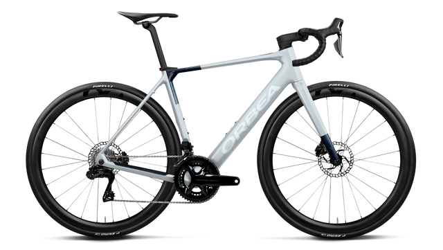 Gain M10i – Halo Silver (Matt) - Blue Carbon View (Gloss)