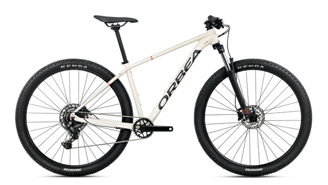 Onna 27 40 – Ivory White (Gloss) - Navy Blue (Matt)