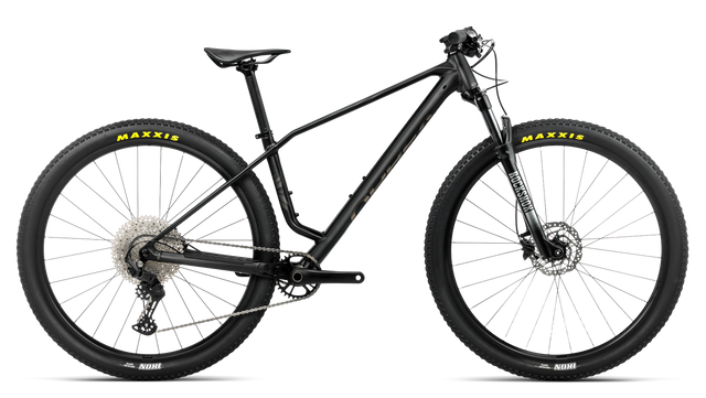 Alma H30 – Diamond Black (Matt) - Titan Black (Gloss)