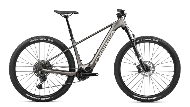 Urrun 20 – Magnetic Bronze (Matt) - Silver (Gloss)