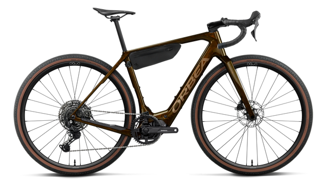 Denna M40 – Caramel C. View (Gloss) - Metallic Gold (Gloss)