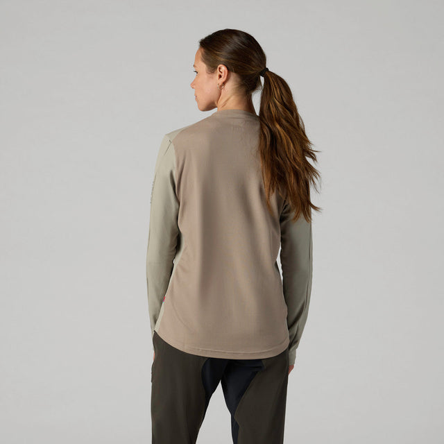 Velocio Women's TRAIL Merino Long Sleeve - additional product view