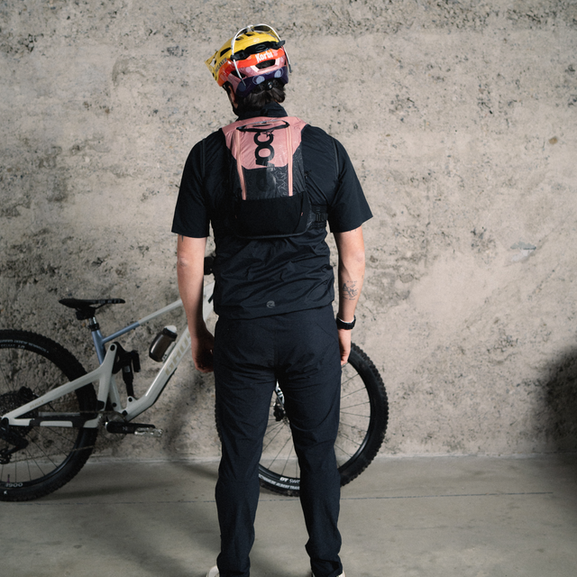 EVOC Hydro Pro 6 + Hydration Bladder 1.5