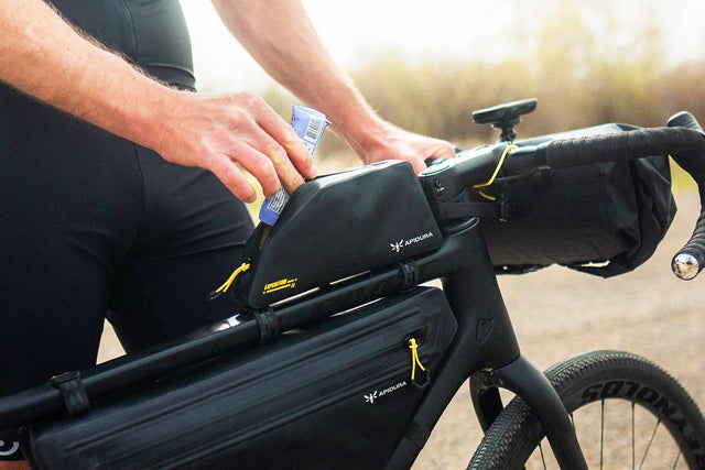Apidura Expedition Bolt-on Top Tube Pack (1L)