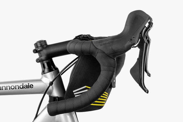 Apidura Racing Handlebar Bag (2L)