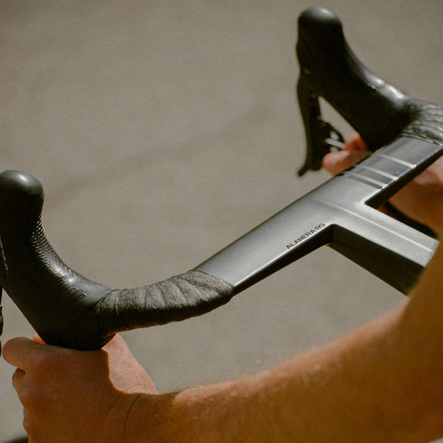 Deda Alanera RS Integrated Carbon Handlebar