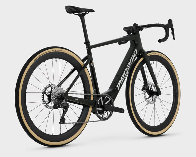 Megamo Upon 05 – Black