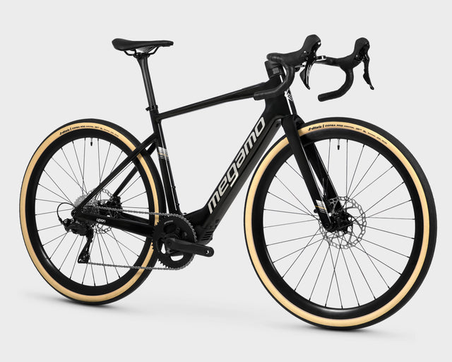 Megamo Upon 20 – Black