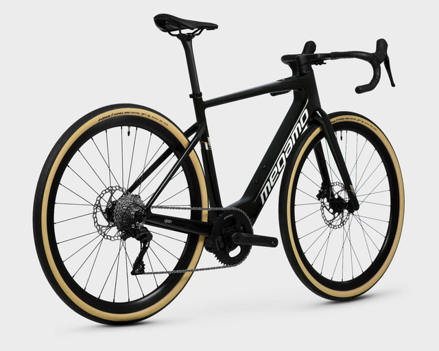 Megamo Upon 20 – Black