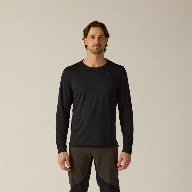 Velocio Men's Delta TRAIL Long Sleeve in Black