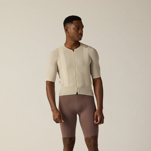 Velocio Men's LUXE Merino Jersey in Pumice Stone