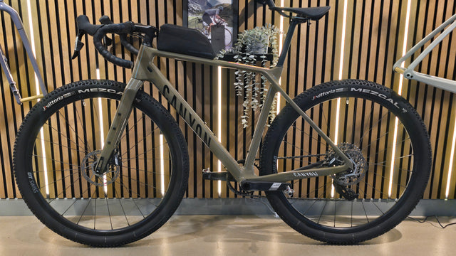 Canyon Grizl CF SL 6 Sram Apex AXS Gravel Bike Medium - SOLD