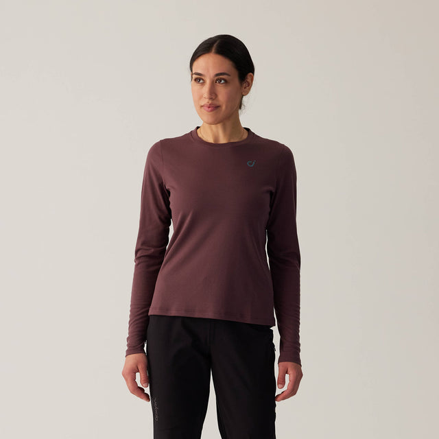 Velocio Women's Delta TRAIL Long Sleeve in Huckleberry