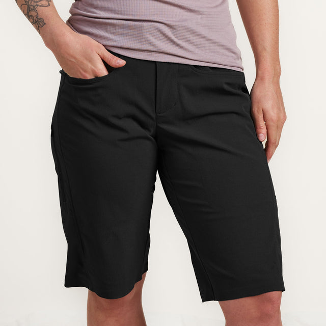 Velocio Women's TRAIL Access Short (Past Season) in Black
