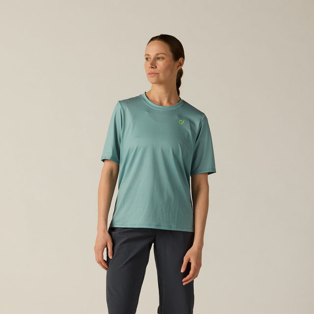 Velocio Women's Ultralight MTB Jersey in Tourmaline