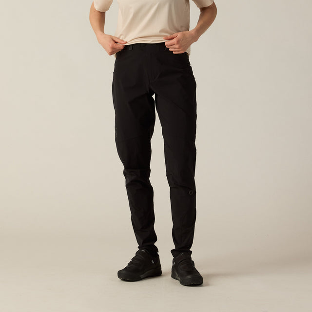 Velocio Women's Ultralight MTB Pant in Black